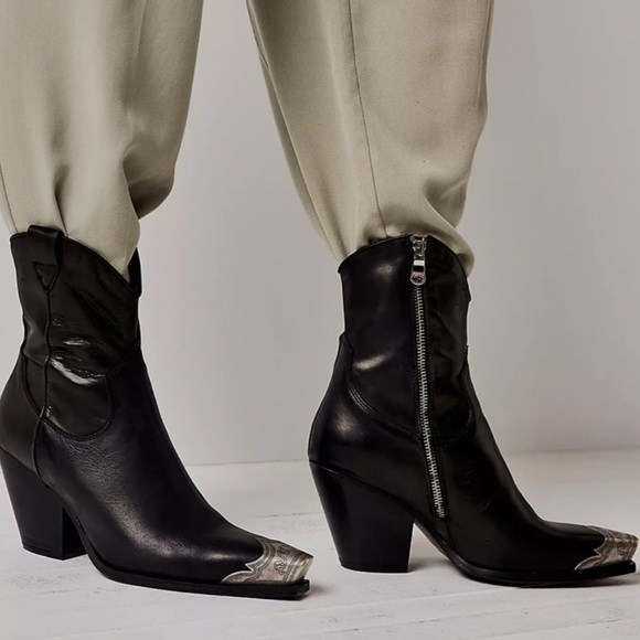 Free People Shoes - Free People Brayden Boots